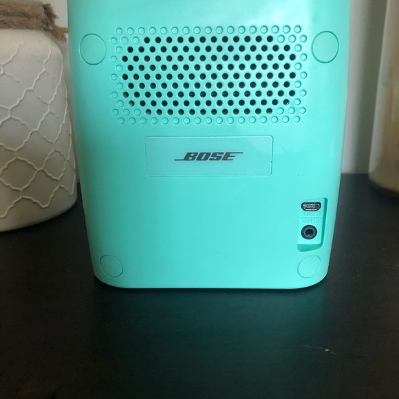 Bose Bluetooth speaker - Picture 3 of 3